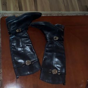 Tory Burch boots size 10